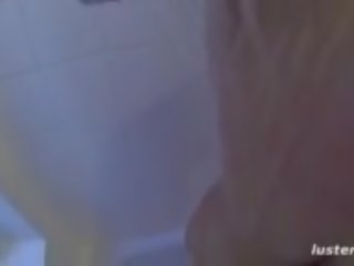 집에서 만드는 아마추어 동성애의 성인 영화 에 그만큼 샤워: 무료 고화질 x 정격 비디오 7c